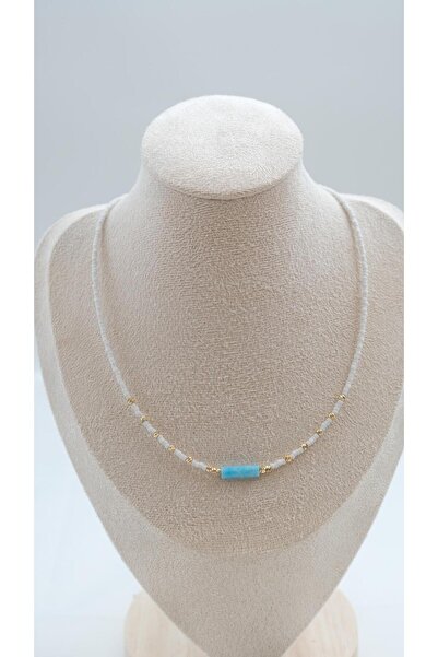 Jerie White Bead Necklace with Gold Dorica and Turquoise Detail