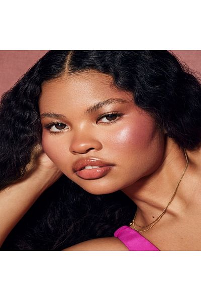 FENTY BEAUTY Fenty Suede Powder Blush Riri 4g – Warm Rosy Mauve Blush, Waterproof, Buildable, Long-Lasting Color
