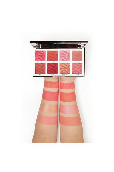 Forever52 Backstage Essential 8 Color Blush Palette