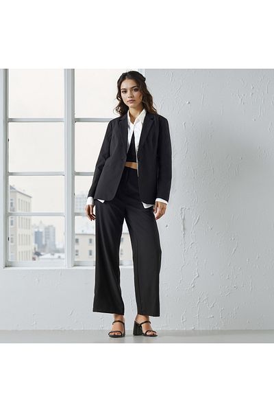 FAV Plain Blazer with Notched Lapel and Long Sleeves