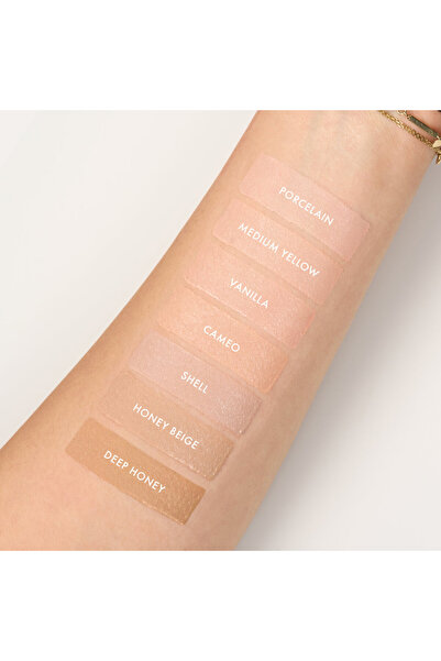 Cupio Ultimate HD Foundation with Hyaluronic Acid Cupio Golden Sand 08