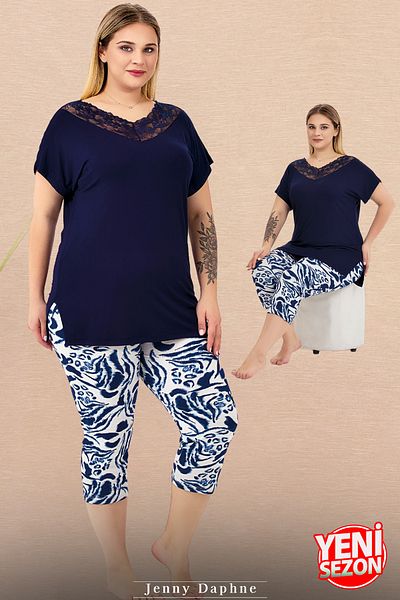 Jenny Daphne Large Size Floral Patterned Bottom Lace Collar Short Sleeve Capri Pajamas Set 10734