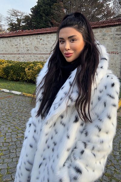 Açelya Okcu Premium English Collar Mob Wife Faux Fur Maxi Women's Coat