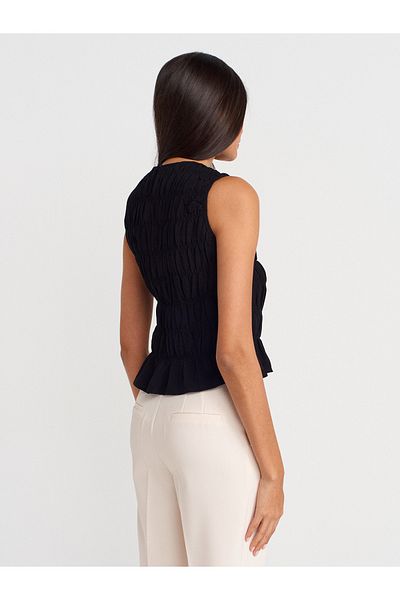 Dilvin 50845 Sleeveless Crop Blouse-Black