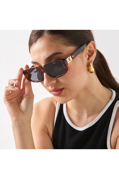 FAV نظارات شمسية مطبوعة بإطار كامل مع لمسات معدنية