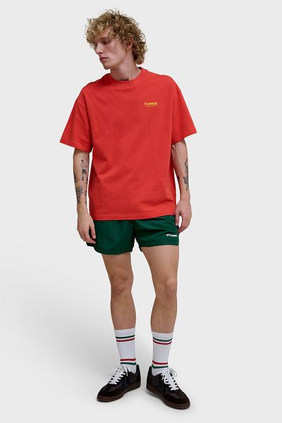 hummel Loose Bees Stadium Short Sleeve T-Shirt