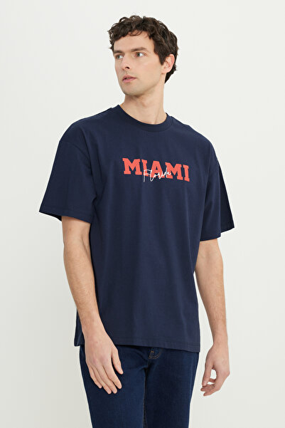 AC&Co / Altınyıldız Classics Ανδρικό μπλουζάκι με λαιμόκοψη με λαιμόκοψη, 100% βαμβακερό, μπλε-κόκκινο oversize