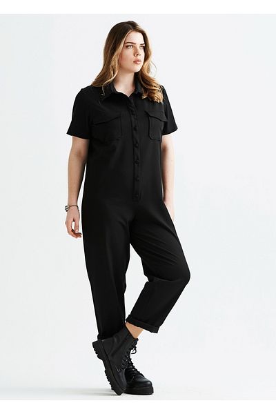 EVEN plus size بذلة سوداء كبيرة الحجم