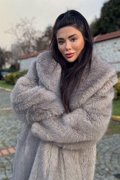 Açelya Okcu Premium Shawl Collar Mob Wife Faux Fur Maxi Women's Coat
