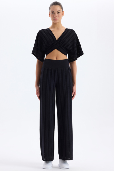 COMEUP Jacquard Hole Patterned Shorts Trousers Black