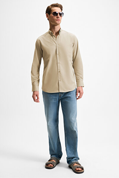 GRIMELANGE Ανδρικό πουκάμισο RISTO με κουμπιά μετά το πλύσιμο που μειώνει την απαραίτητη χρήση σιδήρου Μπεζ πουκάμισο με μανσέτες γιακά