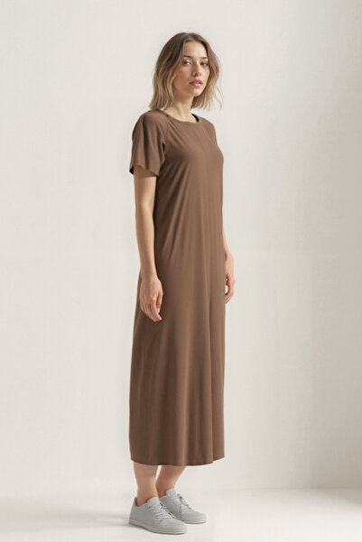 Vitrin Велосипедний комір, короткий рукав, сукня