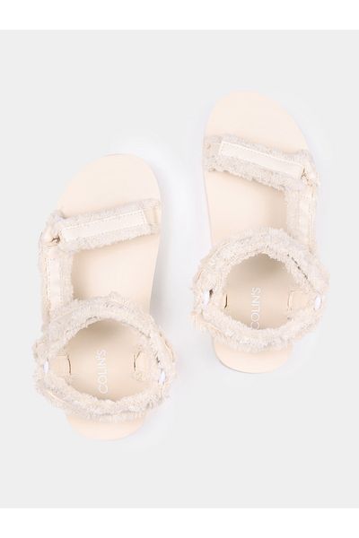 Colin's Women's Beige Slippers