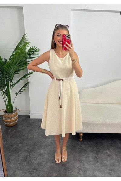 BEBE PLUS Rochie de damă cu decolteu roșu fără mâneci cu șnur