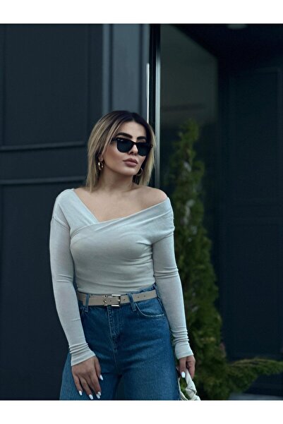 QİMYA BUTİK Neşem Γυναικεία ασύμμετρη μπλούζα με διπλό στήθος με λεπτομέρεια στους ώμους