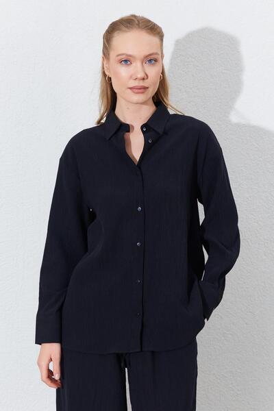 TENA Women's Black Oversize Shirt