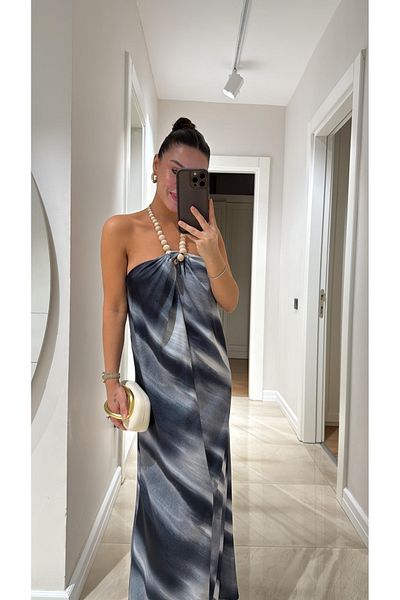 My Blog Φόρεμα από καπνιστή σατέν με χάντρες - 3268