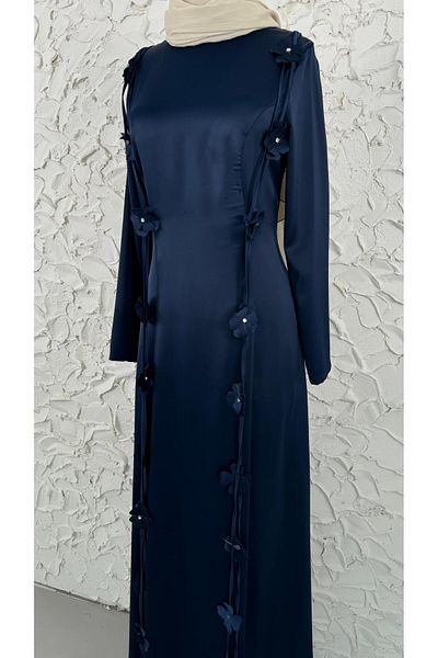 noyacollection Evening Dress with Flowers on Two Sides