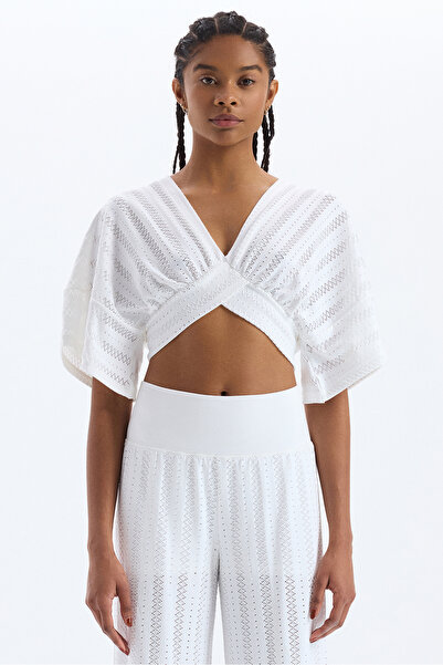 COMEUP Λευκό μπλουζάκι με μοτίβο ζακάρ με μανίκια νυχτερίδας