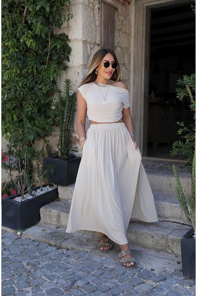 QİMYA BUTİK Sandy Fabric Two Pieces Set - Boat Neck, Sleeveless and Draped T-Shirt Bottom and Loose Skirt