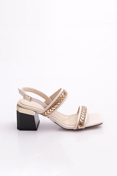 DGN 400 de pantofi cu toc pentru femei cu accesorii metalice