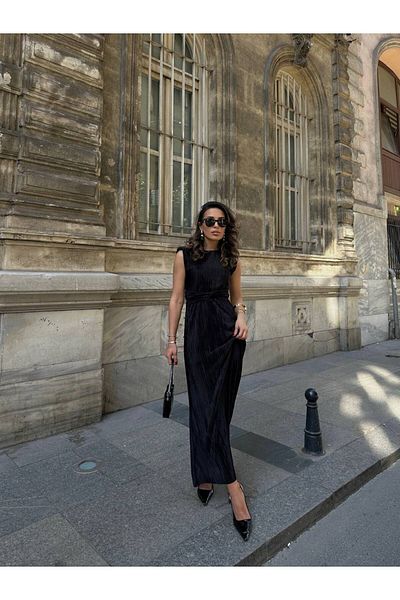 Monapera Rochie Crinkle de lungime maxi cu umeri căptușiți și detaliu de legare