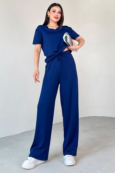 Cappmoda Tkm-13261 Navy Blue V-Neck T-Shirt High Waist Loose Trousers Two-Piece Set