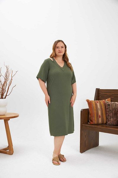 RMG Women's Rmg Plus Size Summer Short Sleeve V-Neck Dress with Shoulder Detail