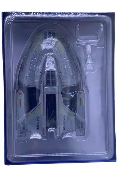 JPT Star Trek Norway Class Cruiser ship model, grey/blue