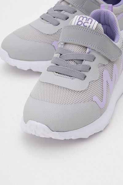 mnpc Girl's Gray Sneakers