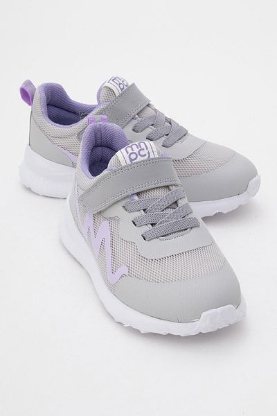 mnpc Girl's Gray Sneakers