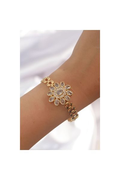 maarketim Brass Gold Color Large Zircon Cubic Zirconia Flower Figured Bracelet