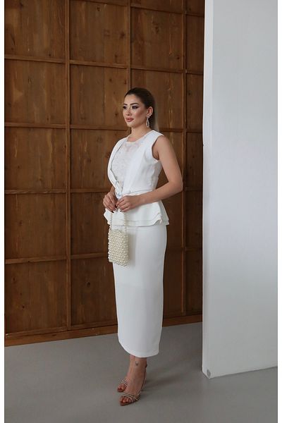 1Moda1Tarz Γυναικείο φόρεμα ειδικής σχεδίασης με εισαγόμενο υφασμάτινο αξεσουάρ, ζώνη και κεντημένη με πέτρα επένδυση