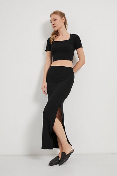 Arma Life Women's Crop Blouse Slit Stretchy Skirt Black Bottom Top Set