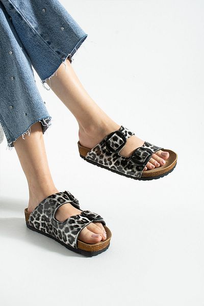 COMFORT OF PANTOFOLE Patent Leather Leopard
