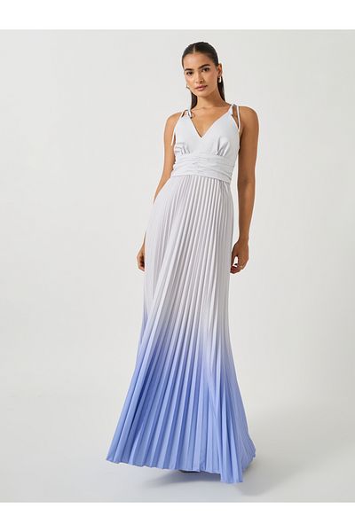 Styli Ombre V Neck Pleated A-Line Maxi Dress