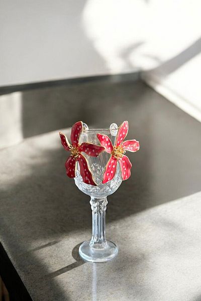 stravis Red Flower Earrings
