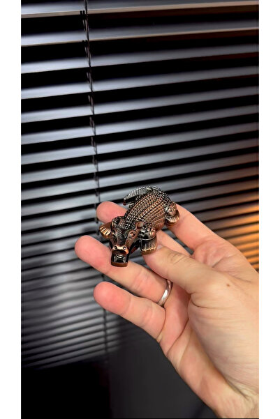 R8SAAT TİMSAH ÇAKMAK MODELİ