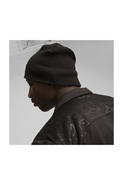 Puma indywidualny zimowy beret Tech Beanie 2494301 czarny