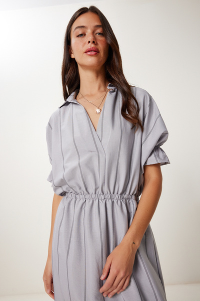 Happiness İstanbul Dámské šedé pruhované šaty Ayrobin s rozparkem RG00062