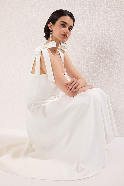 Trendyol Collection White A-Line Strap Binding Detail Woven Midi Stylish Evening Dress Night Graduation Dress Tprss24El00251