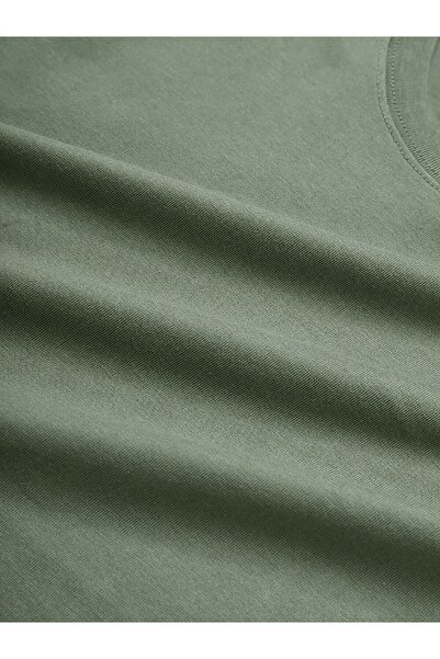 l'eivor Khaki virágos nyomott női póló