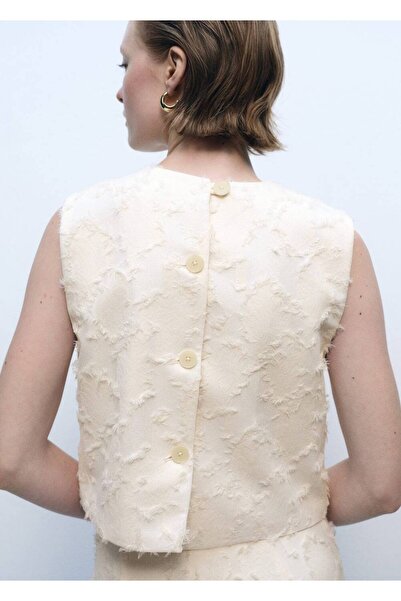 MANGO Woman Ανάγλυφη cropped μπλούζα