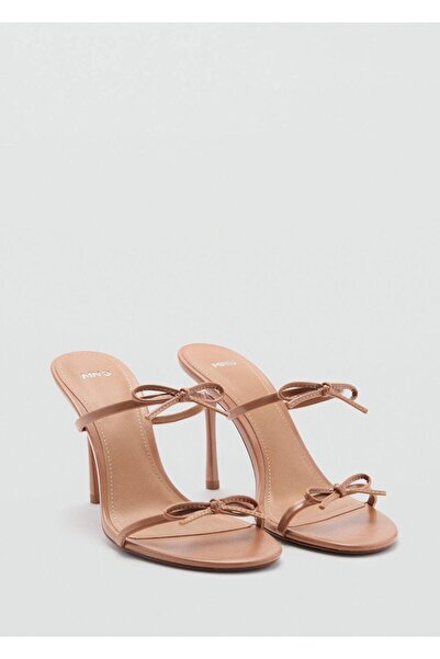 MANGO Woman Sandalen mit Riemchen und Schnürung