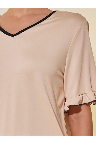 Styli Solid V Neck Ruffled Top and Joggers Set