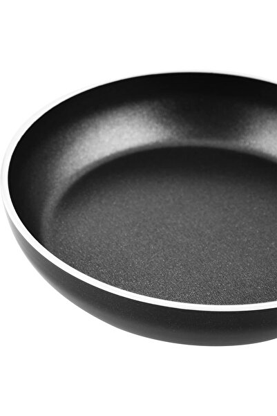 Prestige Mini Fry Pan - PR21820, Black, Aluminum