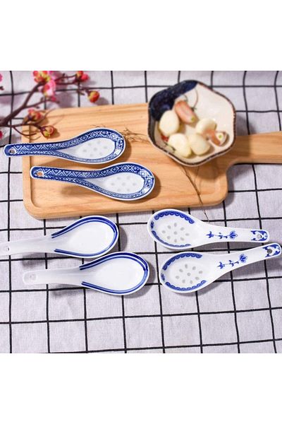 Generic SWIUKPHE Soup Spoon, Ceramic Chinese Spoon Set 6 Piece Blue and White Porcelain Soup Spoon Reusable
