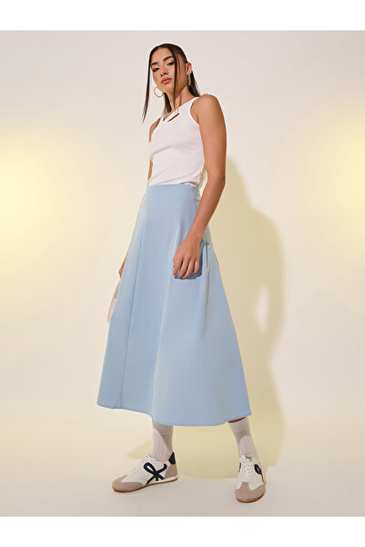 Styli تنورة ميدي بتصميم A مع ألواح صلبة