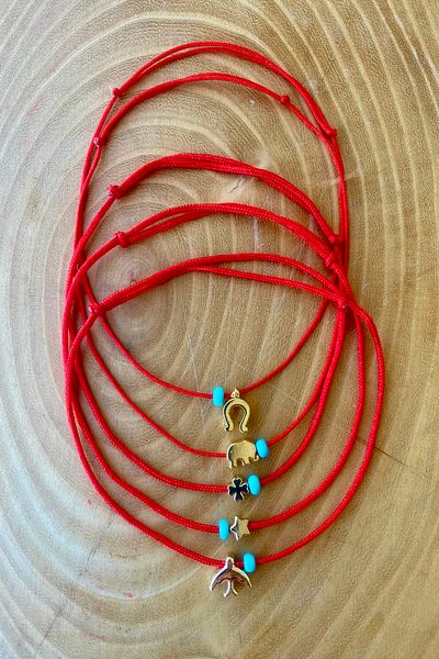 Shepidi 5'Li Gold Figured Blue Bead Red Rope Anklet