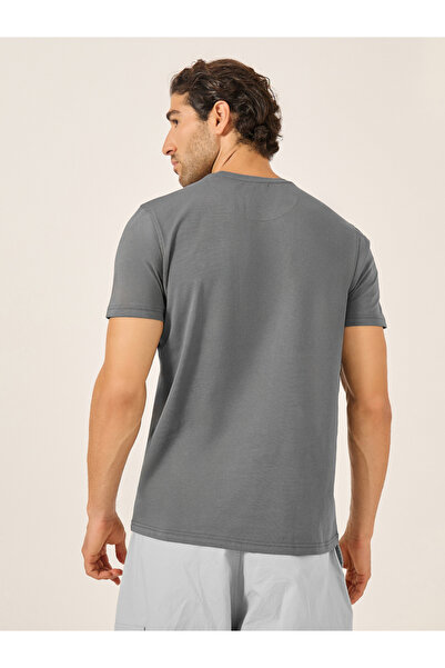 Fort Collins By Styli Men Grey Graphic Print Crew Neck T-Shirt